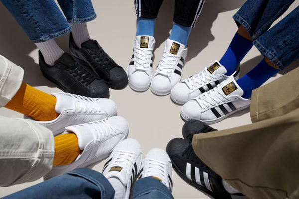 Giày Adidas